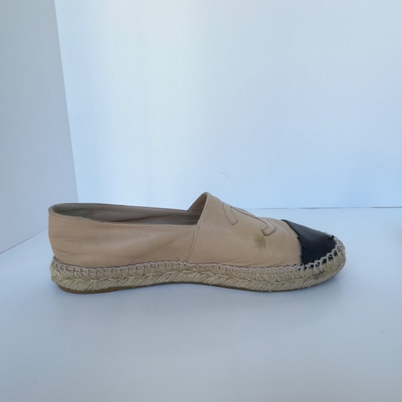 CHANEL Beige/Black Espadrilles, IT 40. As-Is Condition. - Picture 6 of 15